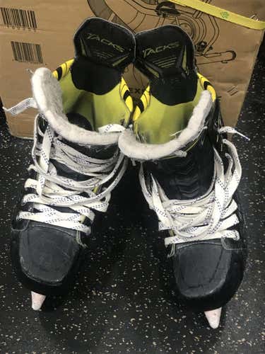 Used Ccm Tacks Senior 7 Ice Skates Ice Hockey Skates