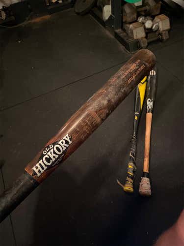 Used Old Hickory 34" Bat
