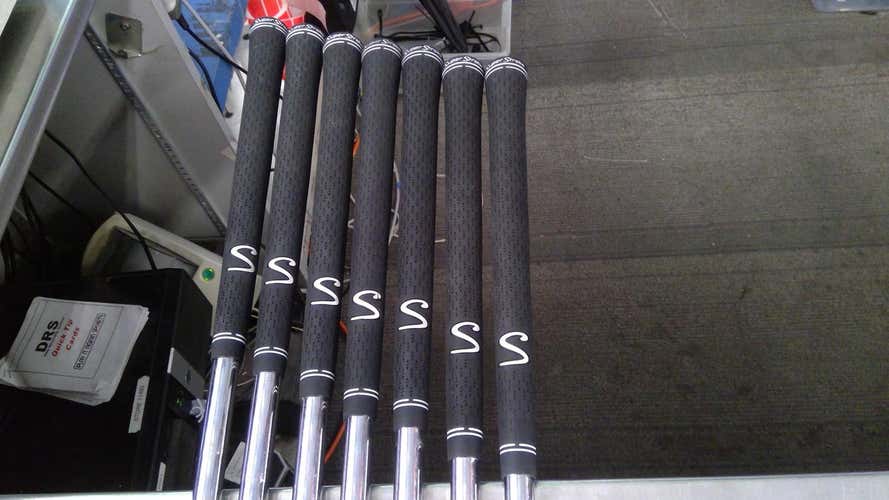 Men's Callaway Right Handed Apex Pro 16 Iron Set Stiff Flex Steel Shaft 4-PW