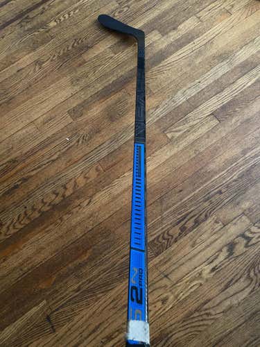Bauer Nexus 2N Pro - LH P28, 82 flex. (Custom grip) Pro Stock