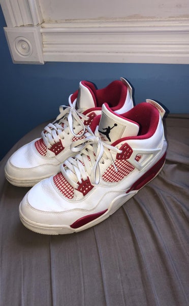 White Unisex Size Men's 10.5 (W 11.5) Air Jordan Shoes