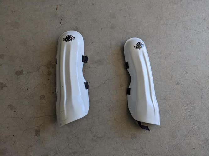 Shin Guards Used Medium/Large Other Shin Guard