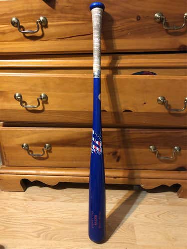 Used Marucci rizz44 32" Bat