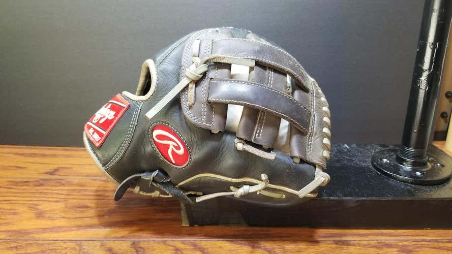 Used Rawlings Heart of the Hide Baseball Glove 11.75"