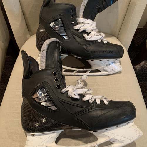 True Pro Stock Size 9 Hockey Skates