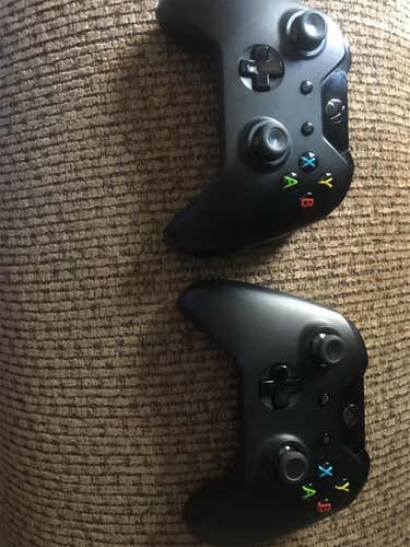 Used Xbox 1 Controllers, Can Buy 1 At A Time