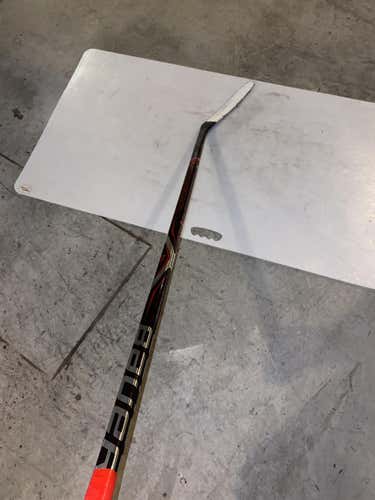 Senior Used Bauer Right Handed Vapor 1X Lite Hockey Stick