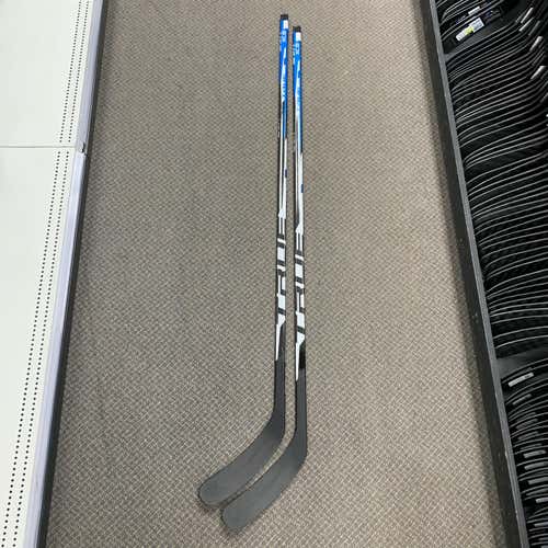 2-pack, New True XC9 Phil Kessel Pro Stock Stick (Right Hand)