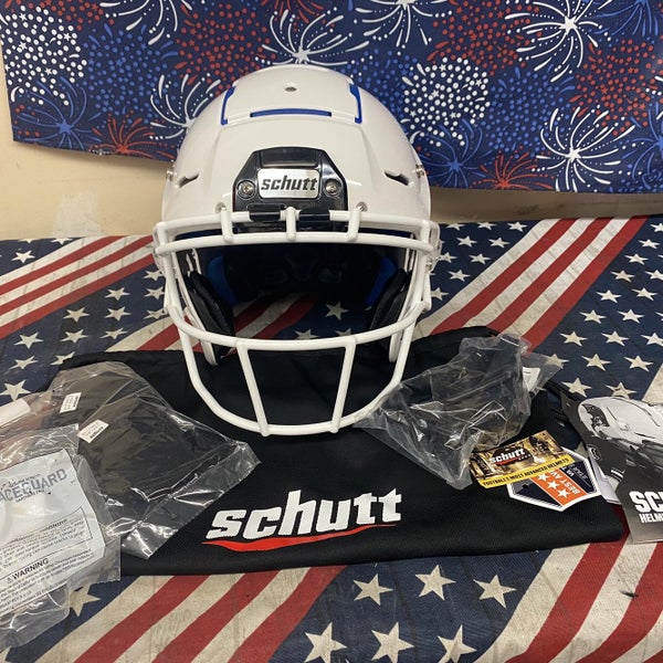 New Schutt F7 VTD White Collegiate Large Football Helmet W/Faceguard- 149124