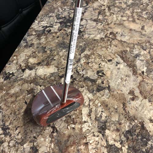 New Right Handed Tp red collection 35" Putter
