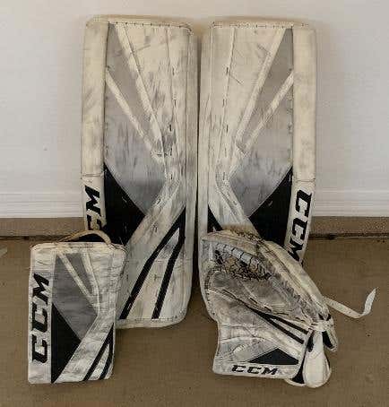 CCM PREMIER 2 PRO LEG PADS 32+1
