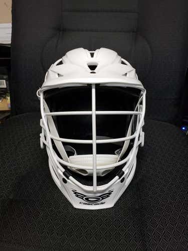 White New Adult Player's Cascade R Helmet