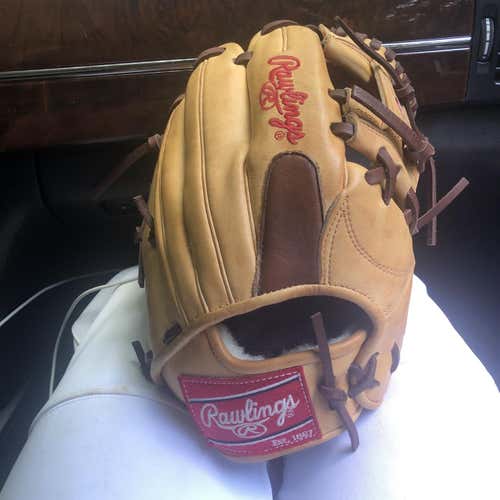 Used Right Hand Throw Pro Preferred 11.5" Baseball Glove