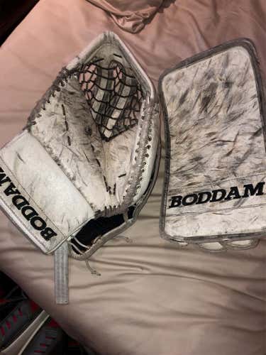 Used Boddam Intermediate Glove & Blocker