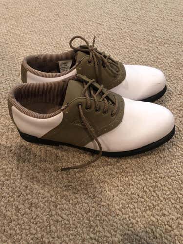 Unisex Size 7.0 (Women's 8.0) Footjoy Golf Shoes