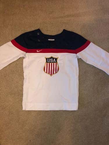 Used Youth Nike 2014 team USA jersey