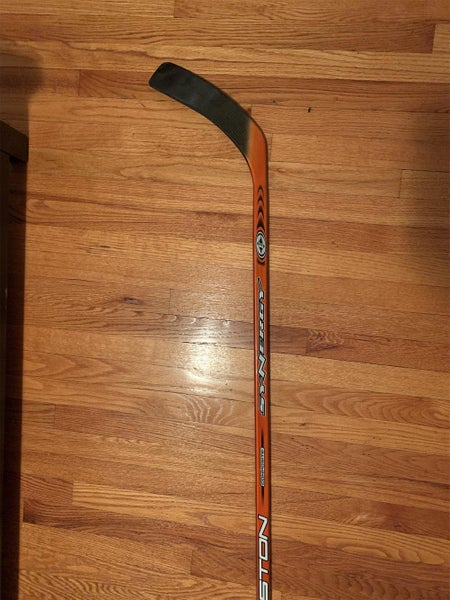 New Right Handed Synergy ST Pro Stock Hockey Stick
