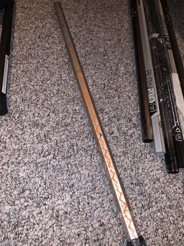 Used Silver/Orange Brine Swizzbeat Shaft