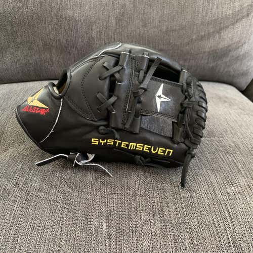 Black New Infield System 7 11.5" Baseball Glove
