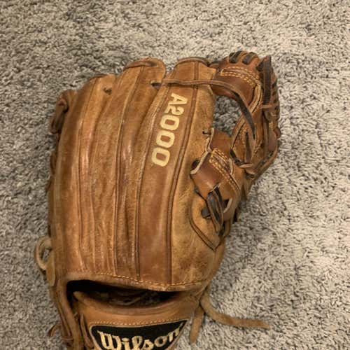 Brown Used Infield A2000 11.5" Baseball Glove