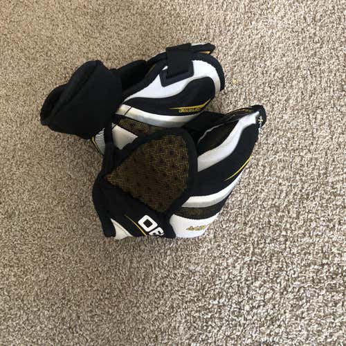 Used Medium Bauer Supreme 190 Elbow Pads