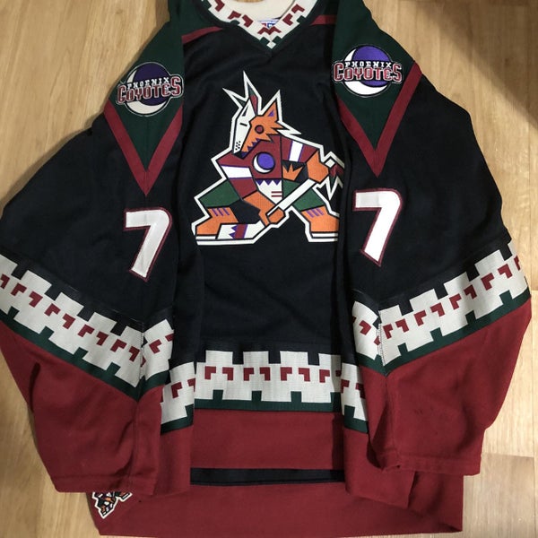 CCM Phoenix Coyotes Kachina Keith Tkachuk NHL Hockey Jersey Home Large L
