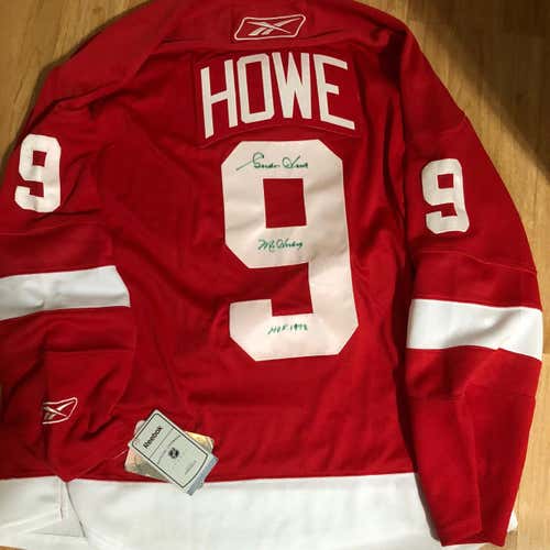 NEW Detroit Red Wings Gordie Howe Signed Autographed Reebok NHL Hockey Jersey large Red home