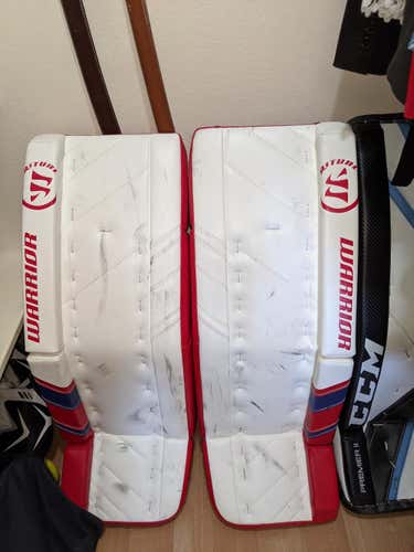 Like New 32+1.5" Warrior Ritual PRO G3 Goalie Leg Pads Montreal colors