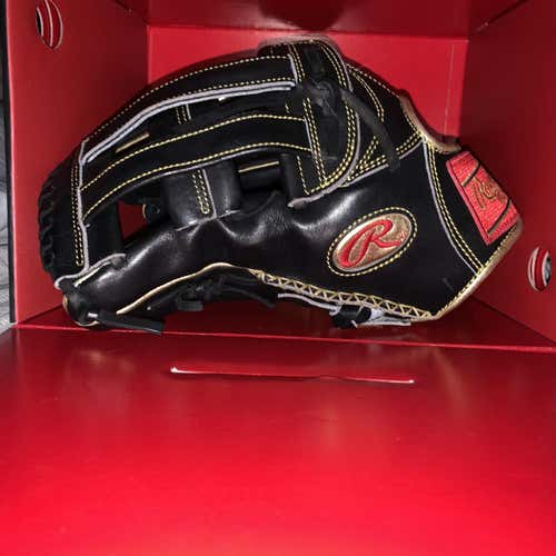 Black Used Outfield Pro Preferred 12.75" Baseball Glove