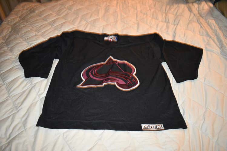 CCM Colorado Avalanche Hockey Jersey, Adult XL
