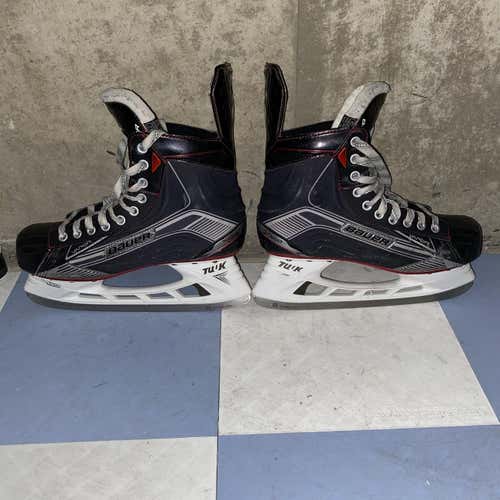 Used Bauer Vapor X500 Regular Width  Size 9.5 Hockey Skates
