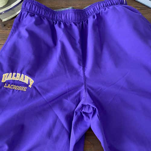 Team Issued UAlbany Men’s Lacrosse Warmup Pants