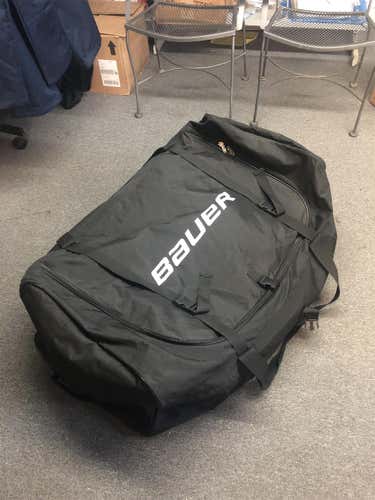 New 2011 Bauer Goalie Bag