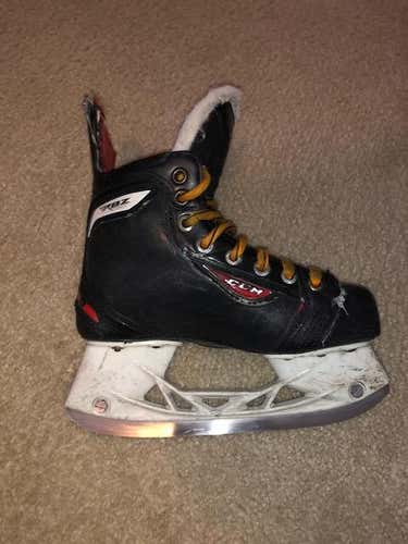 Junior Used CCM RBZ 90 Hockey Skates Size 1