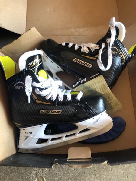 Used Bauer Supreme S27 Extra Wide Width Size 5.5 Hockey Skates