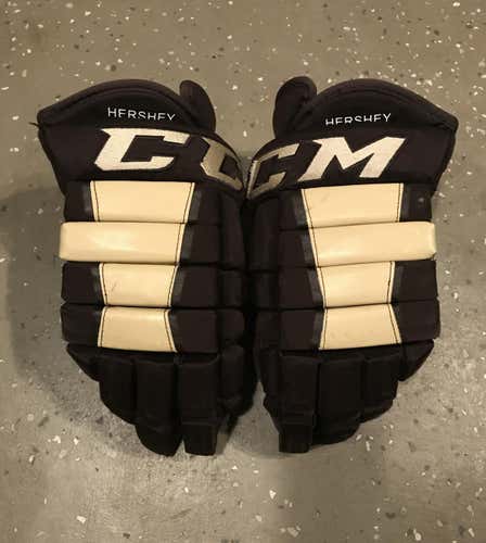 Hershey Bears HG97 size 14 pro stock