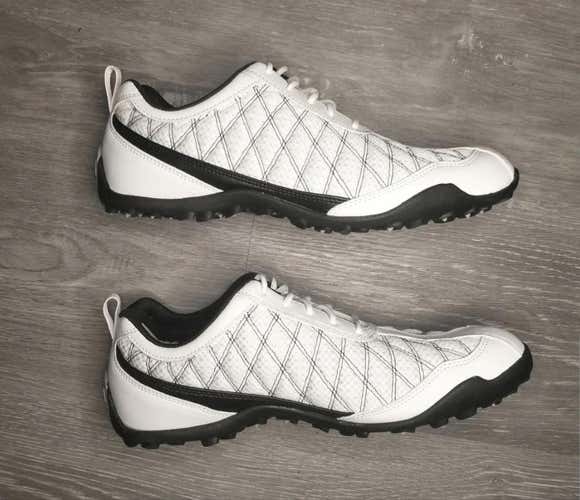 NIB Womens FootJoy Golf Shoes