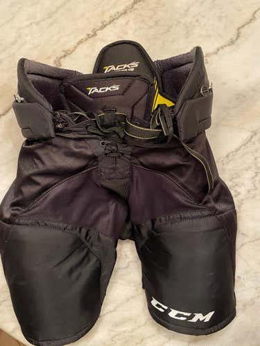 CCM Tacks 7092 Hockey Pants Black Junior Used Large