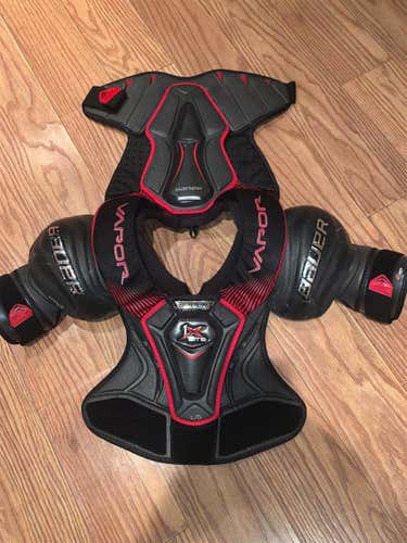 Lightly Used Large Bauer Vapor 1X Lite Shoulder Pads