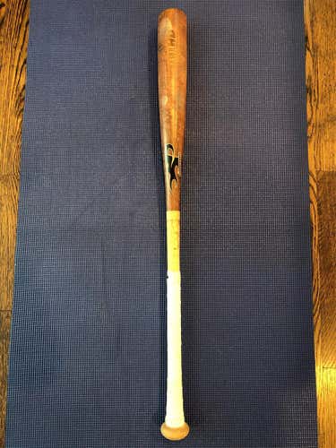 Used 2019 Wood 161 31 oz 33" Bat