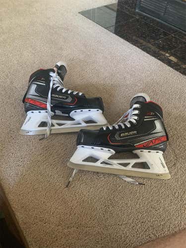 Used Bauer Vapor X2.7 Regular Width Size 10 Hockey Goalie Skates