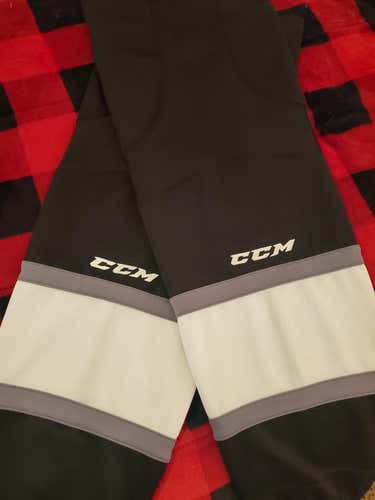 Kings New Senior Large CCM Socks