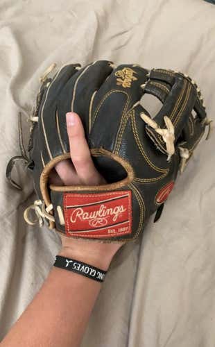 Black Used Infield 11.5" Baseball Glove
