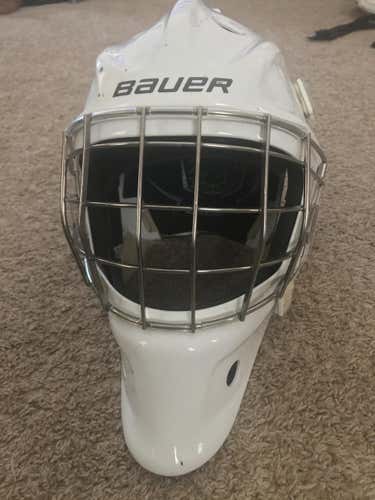 White Senior Used Bauer NME 9 Goalie Mask