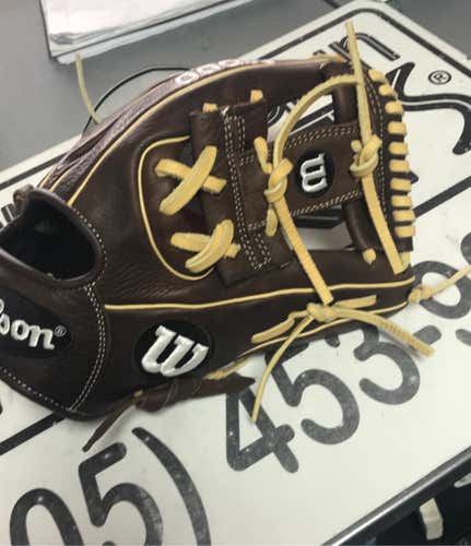 Wilson A1000 1786 11.5" Baseball Glove