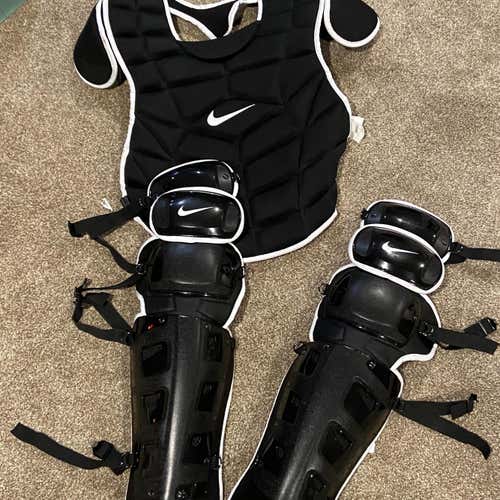 New Nike Pro Catcher's Set