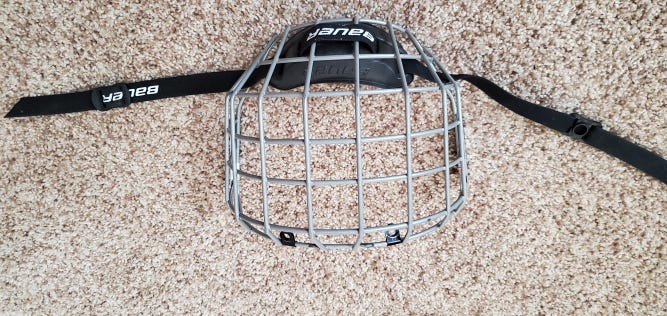 Used Small Bauer Helmet Cage