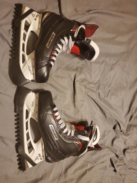 Senior New Bauer Vapor X700 Hockey Skates Extra Wide Width Size 7