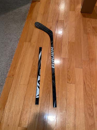 Used Left Hand Vapor FlyLite  Pro Stock Hockey Stick