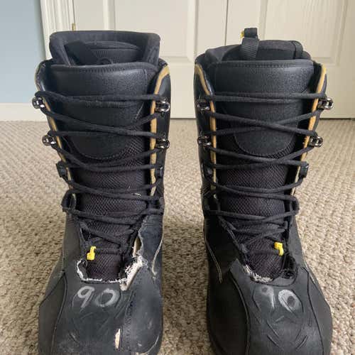 Unisex Size 9.5 (Women's 10.5) Atomic Adjustable Flex Snowboard Boots